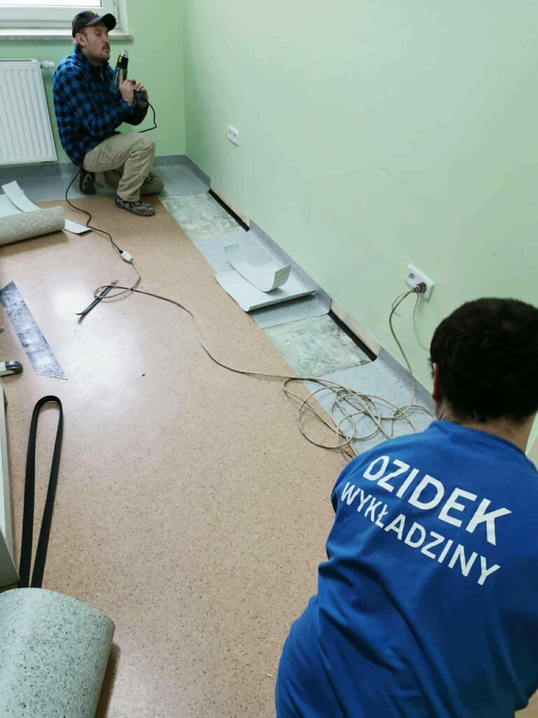 Montaż wykładziny PCV