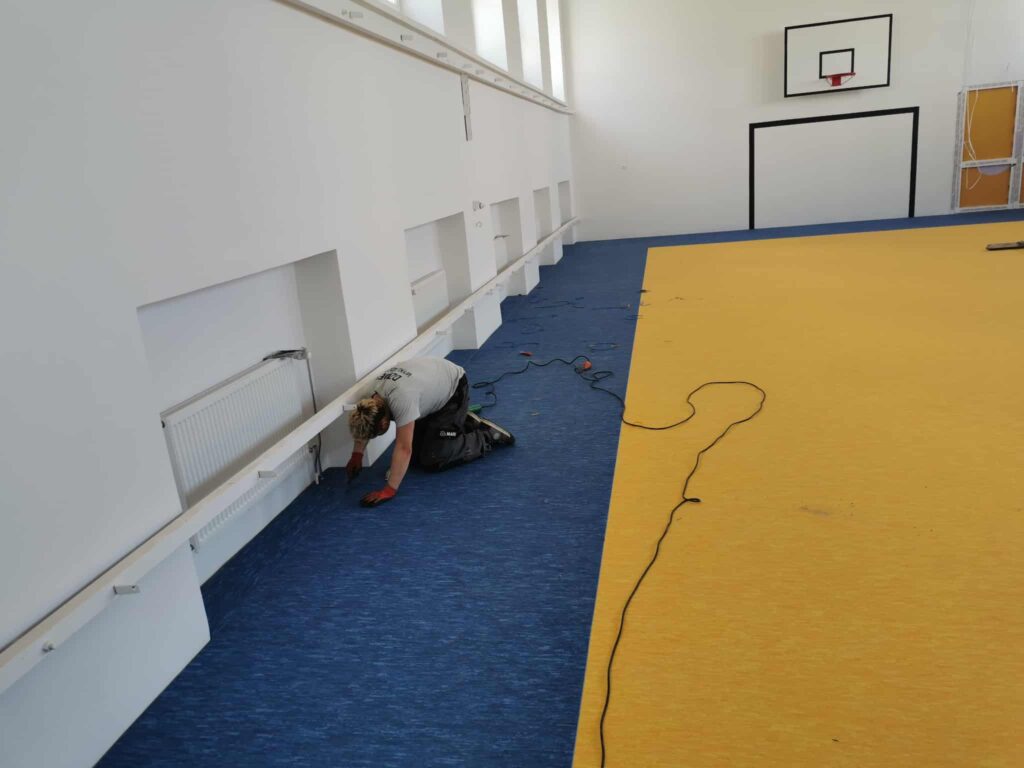 Montaż wykładziny sportowej