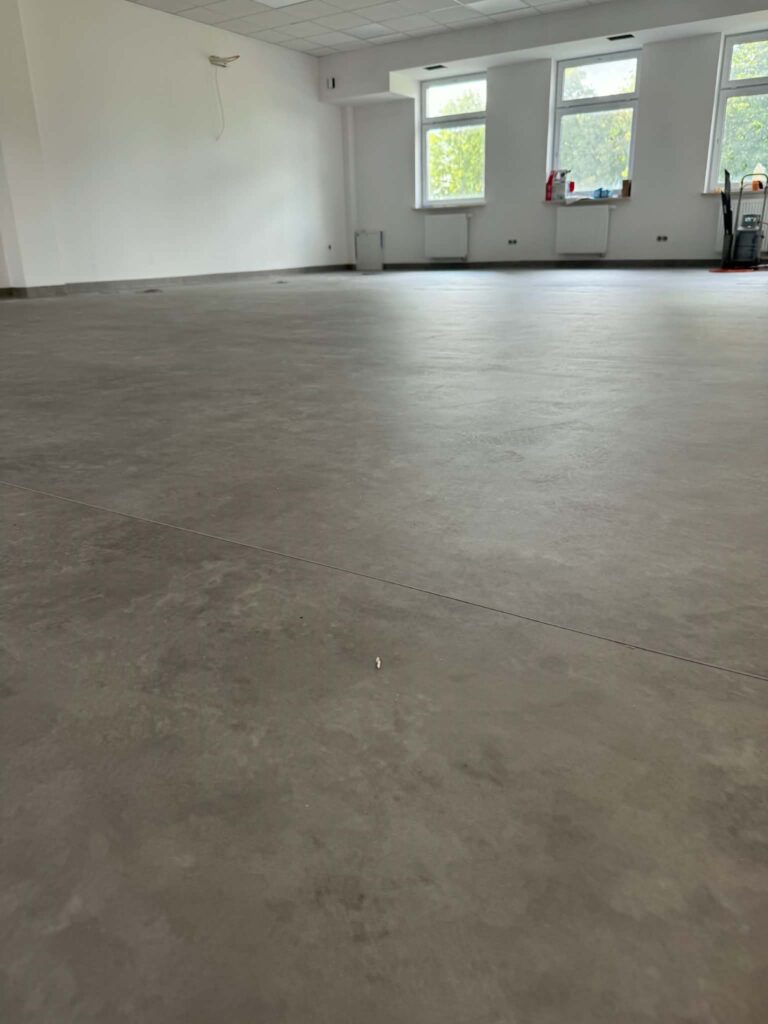 Wykładzina PCV w lokalu usługowym